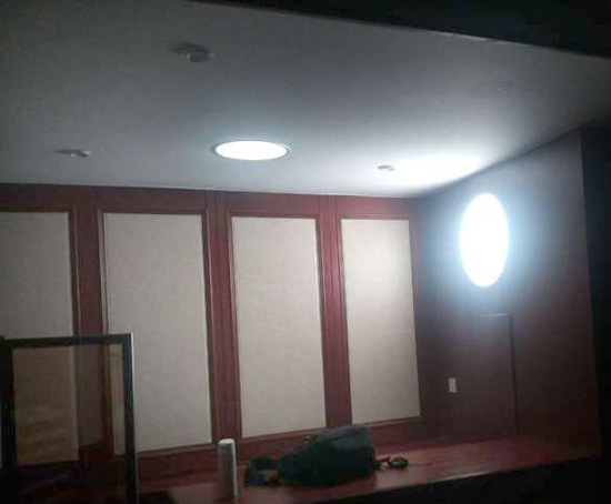 上海某裝飾公司辦公室應用正能量光導管照明系統 上海某裝飾公司辦公室應用正能量光導管照明系統